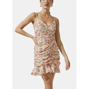 ASTR the Label Ruched Cami Mini Dress sz‎ S.  Feminine, floral, flirty dress0